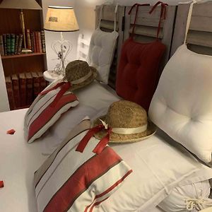 Camera con letto king size